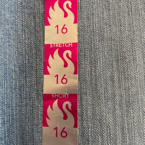 Gloria Vanderbilt Stretch Bootcut Jeans, Size 16 - Picture 4 of 6